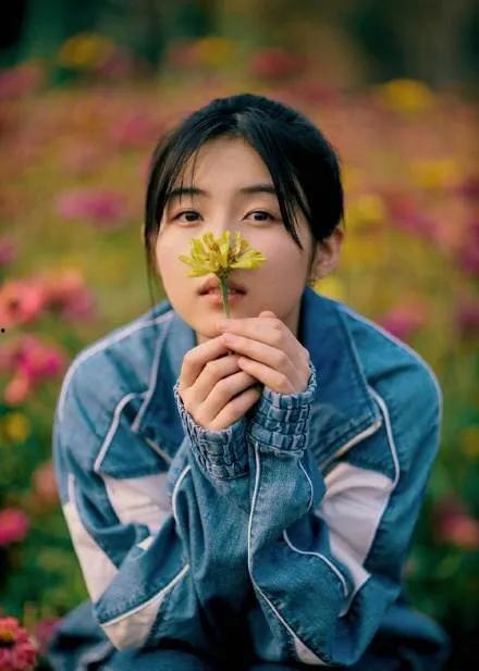 张子枫最暴露的照片,镜头下的真实与脆弱